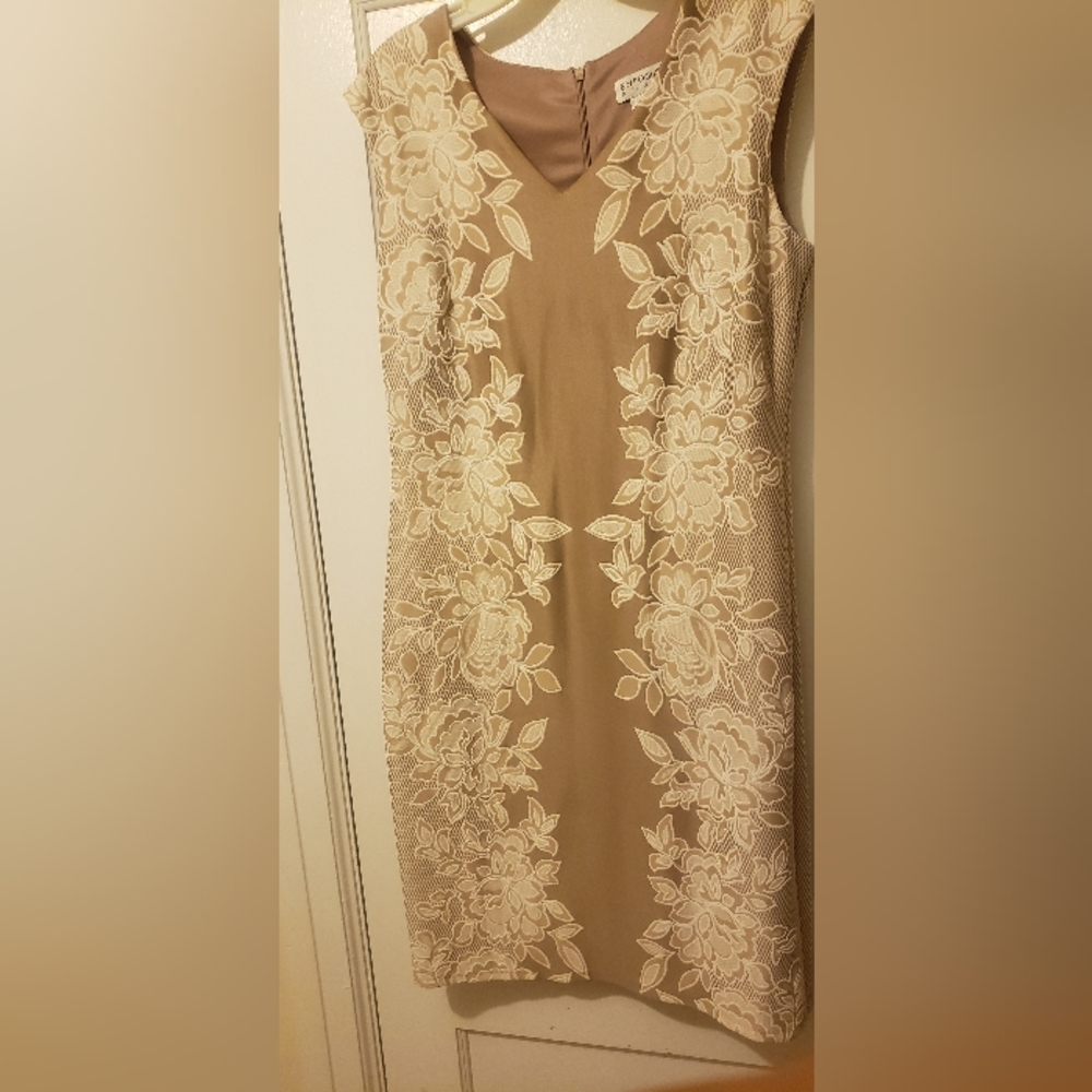 Tan and white sleeveless dress size 14